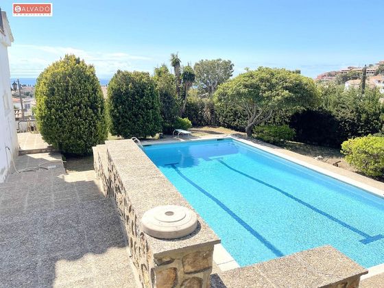 Foto 1 de Venta de chalet en Segur de Calafell de 4 habitaciones con terraza y piscina