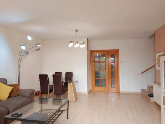 Foto 1 de Dúplex en venda a Montigalà -Sant Crist de 3 habitacions amb terrassa i aire acondicionat