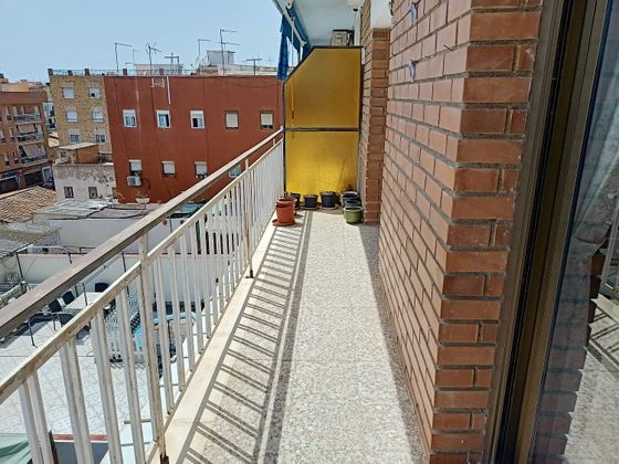 Foto 2 de Venta de piso en Bonavista de 3 habitaciones con balcón