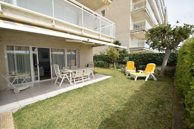Foto 2 de Pis en venda a Calafell Platja de 3 habitacions amb terrassa i piscina