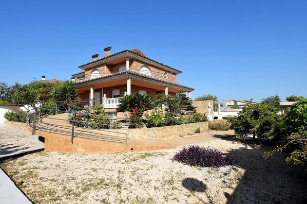 Foto 1 de Xalet en venda a Santa Bàrbara de 6 habitacions amb terrassa i garatge