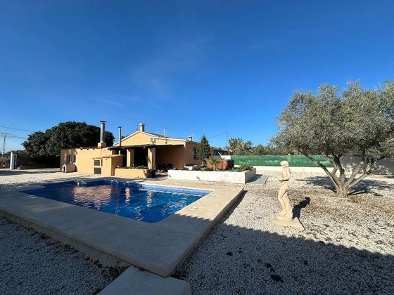 Foto 1 de Venta de chalet en La Foia - Daimés - Asprella de 3 habitaciones con terraza y piscina