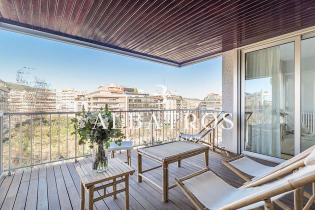 Foto 1 de Pis en venda a Les Corts de 5 habitacions amb terrassa i balcó