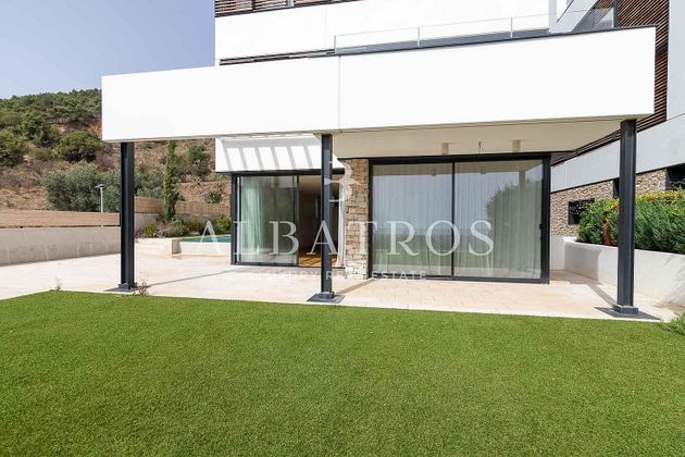 Foto 2 de Xalet en lloguer a Sarrià de 5 habitacions amb terrassa i piscina