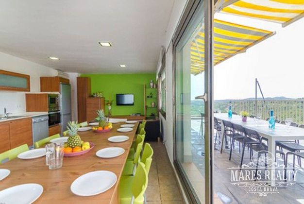 Foto 2 de Xalet en venda a Urbanitzacions de 6 habitacions amb terrassa i piscina