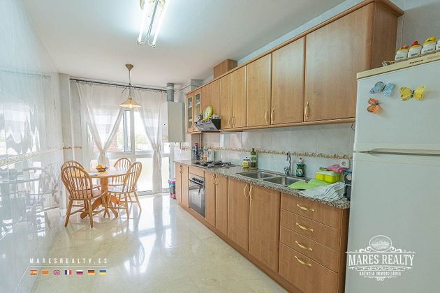 Foto 1 de Piso en venta en Rieral - Can Sabata de 3 habitaciones con terraza y garaje