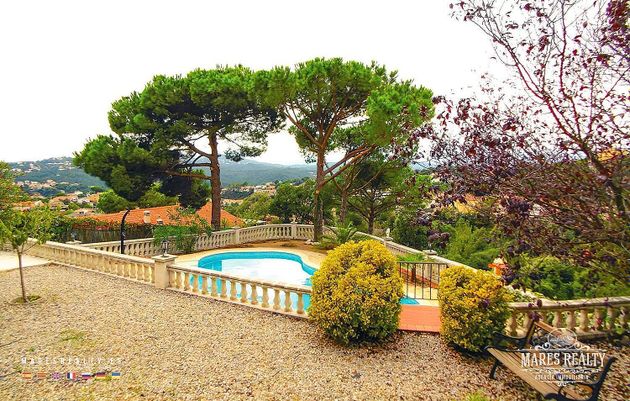 Foto 2 de Xalet en venda a Vidreres de 4 habitacions amb piscina i jardí