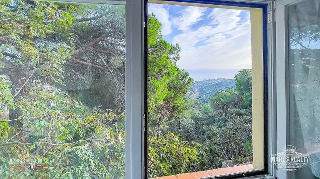 Foto 2 de Chalet en venta en Roca Grossa - Serra Brava de 7 habitaciones con terraza y jardín