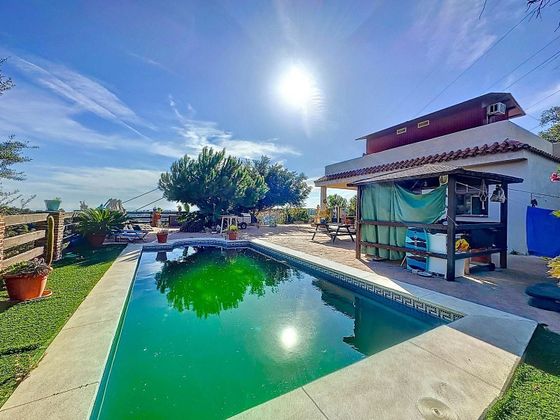Foto 2 de Casa rural en venda a Centro Urbano de 2 habitacions amb terrassa i piscina