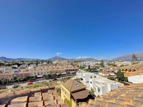 Foto 2 de Àtic en venda a San Pedro de Alcántara pueblo de 4 habitacions amb terrassa i piscina