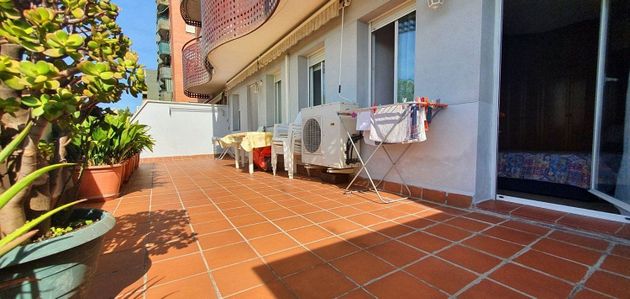 Foto 1 de Piso en venta en Espronceda - Campoamor - Santa Pau de 3 habitaciones con terraza y aire acondicionado