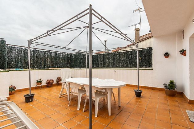 Foto 1 de Casa en venda a Eixample - Sant Oleguer de 6 habitacions amb terrassa i garatge