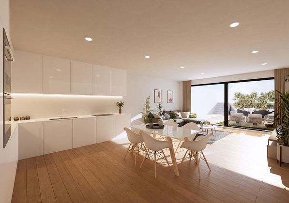Foto 2 de Casa en venda a Centre - Sabadell de 3 habitacions amb terrassa i piscina