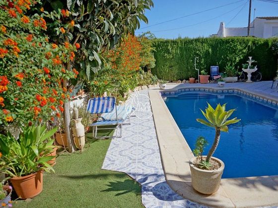 Foto 2 de Chalet en venta en Los Narejos de 5 habitaciones con terraza y piscina