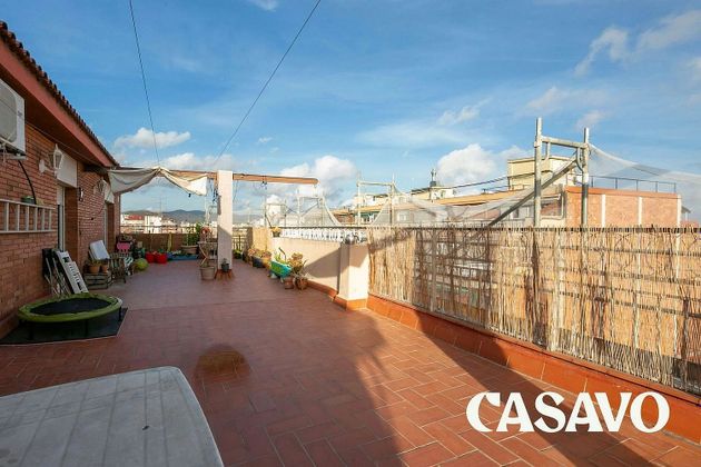 Foto 1 de Casa en venda a calle Antonio Ricardos de 6 habitacions amb terrassa i balcó