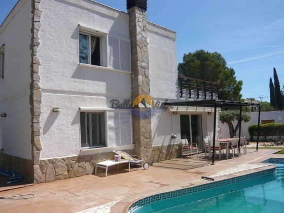 Foto 2 de Chalet en venta en Calafat de 3 habitaciones con terraza y piscina