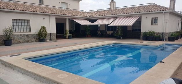Foto 2 de Xalet en venda a Santa Cruz - Industria - Polígono Campollano de 6 habitacions amb terrassa i piscina