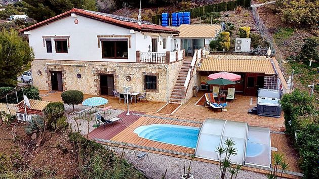 Foto 2 de Casa rural en venda a Frigiliana de 5 habitacions amb terrassa i piscina