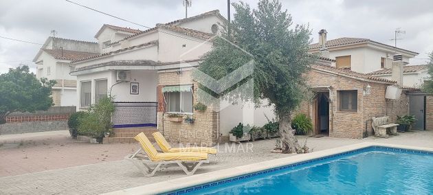 Foto 1 de Xalet en venda a calle Roser de 3 habitacions amb terrassa i piscina