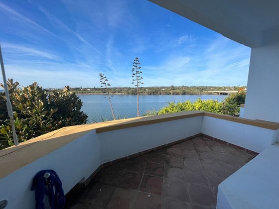 Foto 2 de Casa adosada en venta en Puerto de Sotogrande-La Marina de 5 habitaciones con terraza y garaje