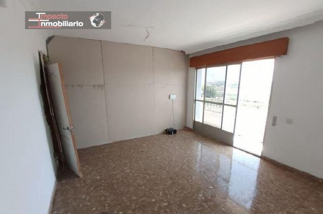 Foto 2 de Piso en venta en Huércal de Almería de 3 habitaciones con terraza