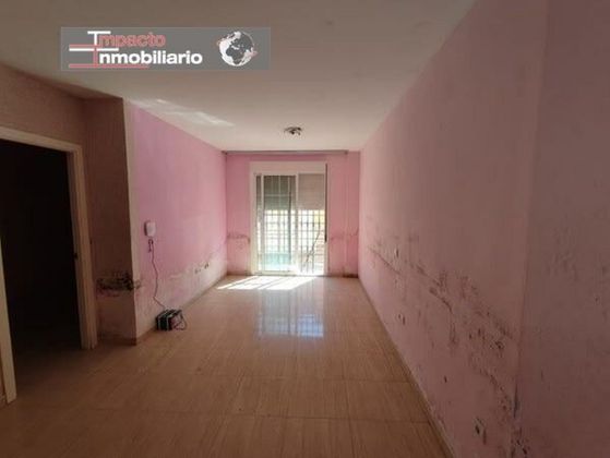 Foto 2 de Piso en venta en Carretera Mojonera – Cortijos de Marín de 3 habitaciones con ascensor