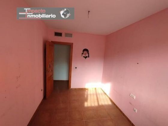 Foto 2 de Pis en venda a Piedras Redondas – Torrecárdenas de 3 habitacions amb terrassa i ascensor