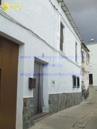 Foto 1 de Casa en venta en Cádiar de 3 habitaciones con terraza