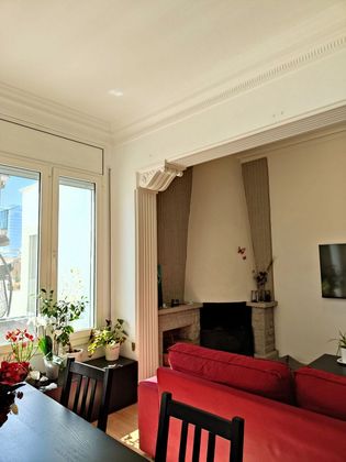 Foto 2 de Venta de piso en calle Francesc Layret de 4 habitaciones con terraza y aire acondicionado