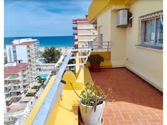 Foto 1 de Àtic en venda a Playa de Gandia de 4 habitacions amb terrassa i piscina