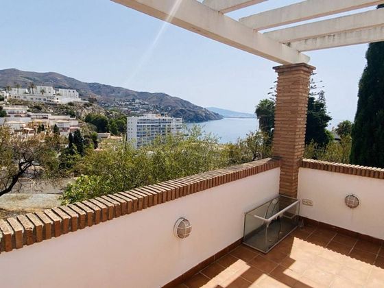 Foto 2 de Xalet en venda a Velilla-Taramay de 3 habitacions amb terrassa i piscina