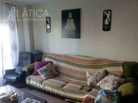 Foto 2 de Venta de casa en Castellanos de Moriscos de 4 habitaciones con garaje y calefacción
