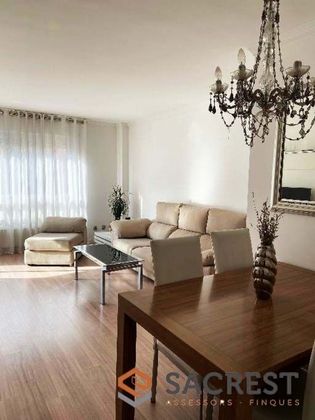 Foto 1 de Pis en venda a Can Borrell - La Plana de Lledó de 4 habitacions amb garatge i jardí