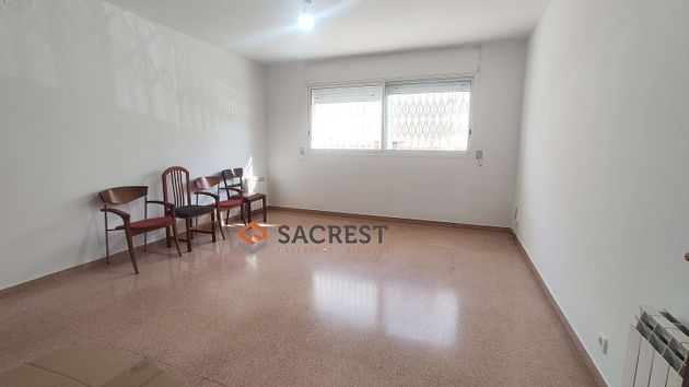 Foto 1 de Venta de piso en Can Borrell - La Plana de Lledó de 4 habitaciones con garaje y calefacción