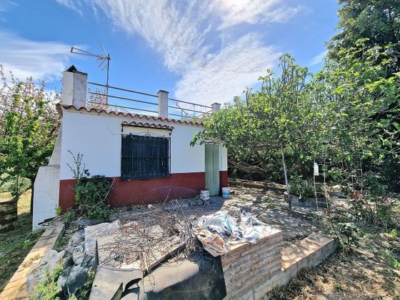 Foto 1 de Xalet en venda a Yunquera de 2 habitacions amb terrassa i jardí