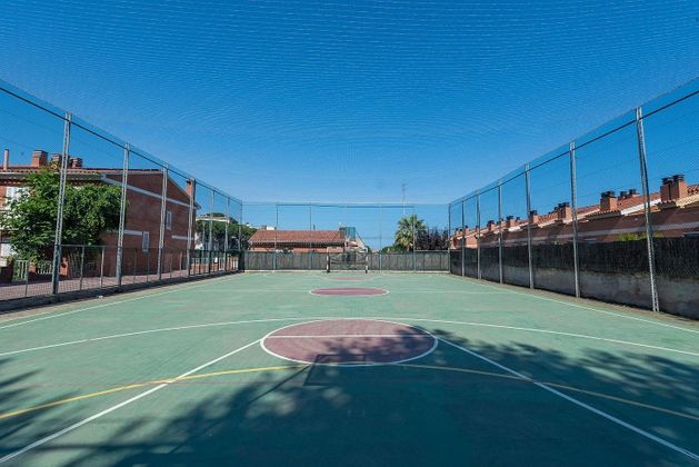 Foto 2 de Pis en venda a Masnou de 4 habitacions amb terrassa i piscina