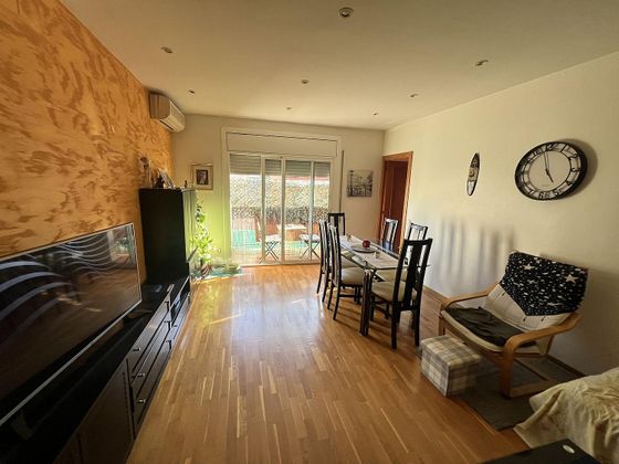 Foto 2 de Piso en venta en Pubilla Cases de 3 habitaciones con terraza y aire acondicionado