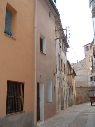 Foto 2 de Casa adossada en venda a Rasquera de 3 habitacions amb terrassa