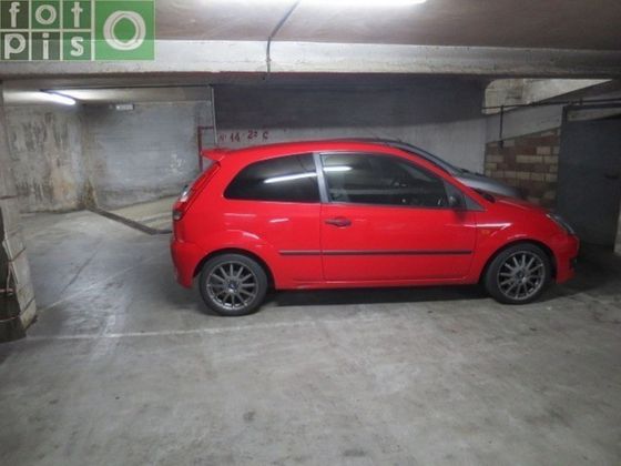 Foto 2 de Garatge en lloguer a calle Coruña de 14 m²