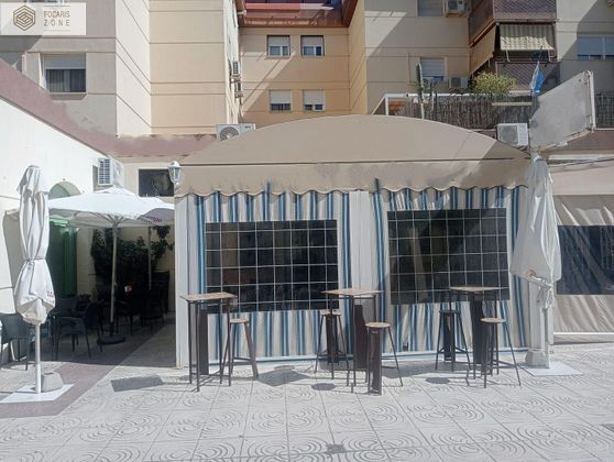 Foto 2 de Local en venta en El Cónsul - Ciudad Universitaria con terraza y aire acondicionado
