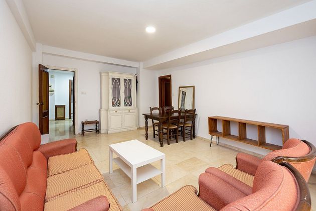 Foto 1 de Pis en lloguer a calle Pedro Antonio de Alarcón de 5 habitacions amb terrassa i mobles