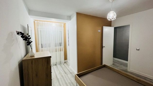 Foto 2 de Venta de piso en calle Infanta Catalina de 2 habitaciones con calefacción