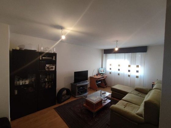 Foto 1 de Piso en venta en calle Ávila de 2 habitaciones con garaje y calefacción
