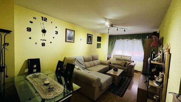 Foto 1 de Pis en venda a avenida Santander de 3 habitacions amb garatge i calefacció