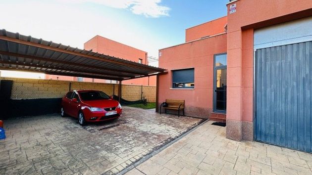 Foto 2 de Xalet en venda a Grijota de 3 habitacions amb terrassa i garatge