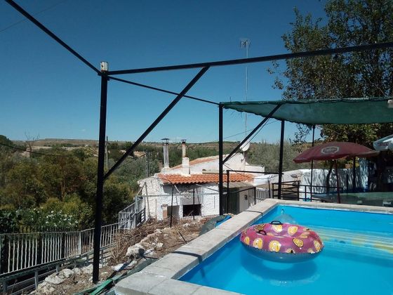 Foto 1 de Casa en venta en Valdeganga de 4 habitaciones con piscina