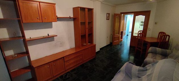 Foto 2 de Piso en venta en San Pablo - Santa Teresa de 2 habitaciones con terraza y garaje