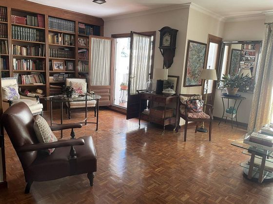 Foto 2 de Piso en venta en Casco Antiguo de 3 habitaciones con balcón y aire acondicionado