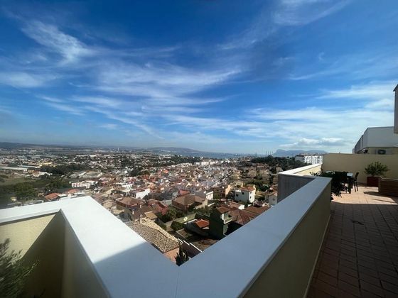 Foto 2 de Àtic en venda a La Granja-La Colina-Los Pastores de 3 habitacions amb terrassa i piscina