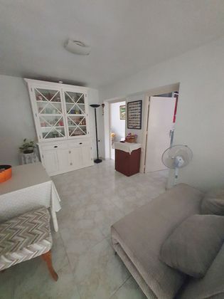 Foto 1 de Venta de piso en Vistabella de 3 habitaciones con balcón